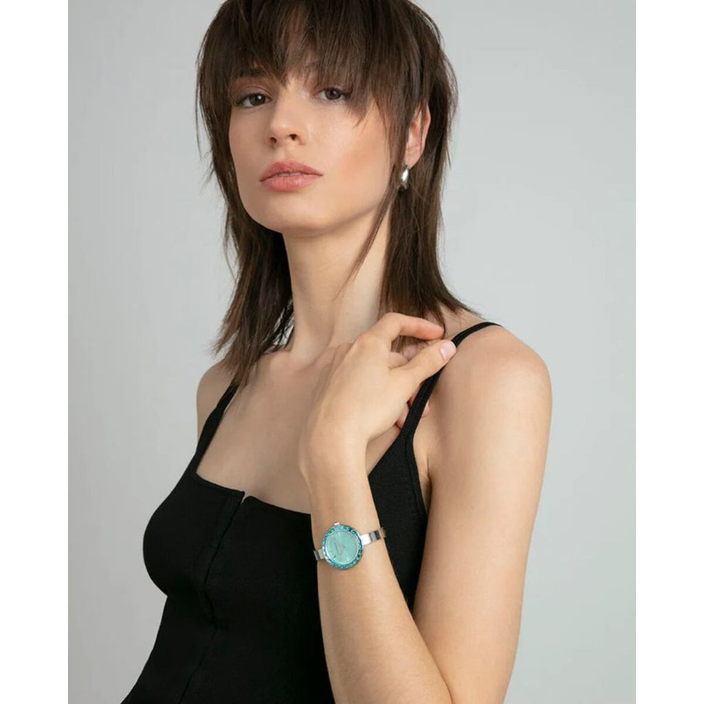 V2H8CF91AD8E058DE1D4EDD40620AC645A8R6733019P4