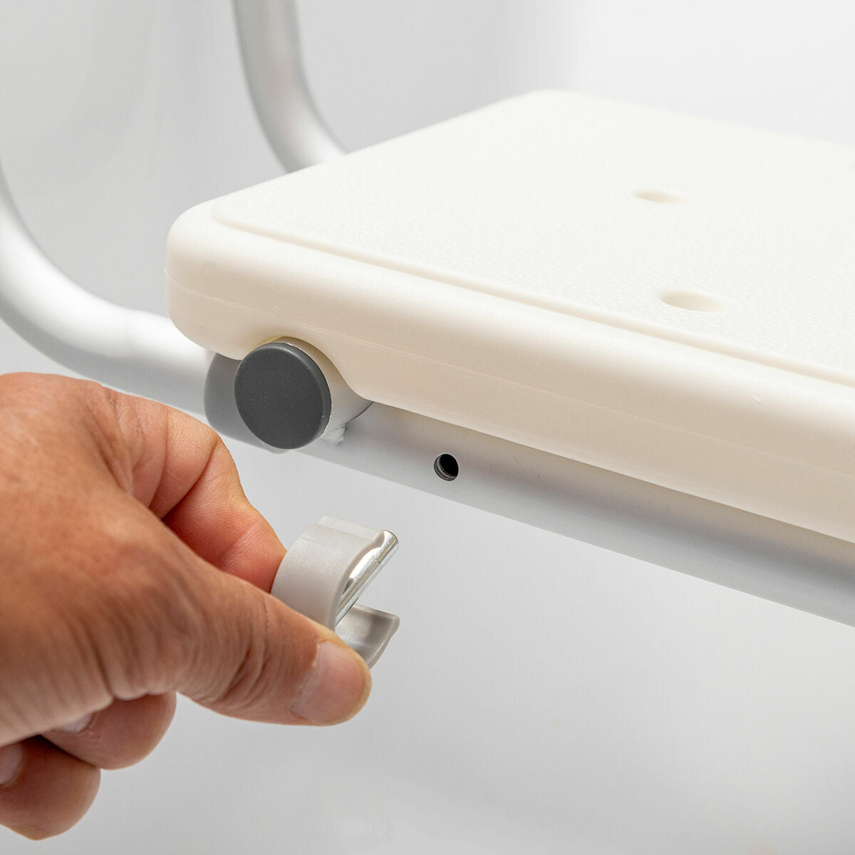 V8H6C537C101FD12953F26D7416F7CF07ECR7375404P10