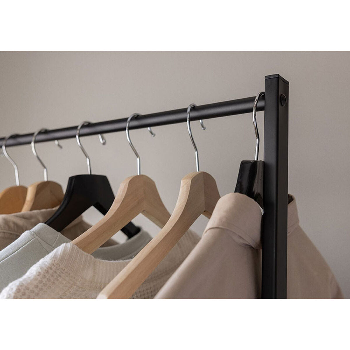 V5HE73B0E1FF8183E6CC0F7156ED61F2023R4483676P2